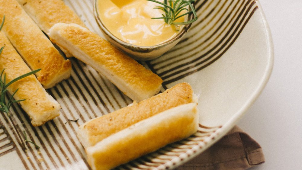 Simple Recipe For Ganja Garlic Breadsticks